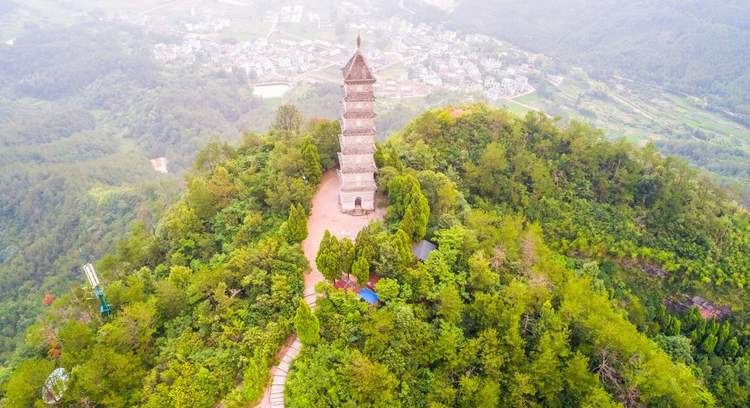  热门推荐>金秋特惠——天台石梁飞瀑,赤城山二日游(发班期间:每周二